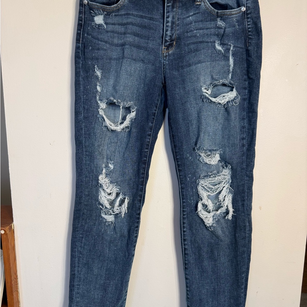 Judy Blue Ripped Indigo Boyfriend Jeans